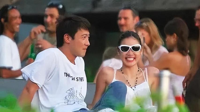 新澳门4949最新开奖记录和乐基儿离婚后谈黎明与乐基儿与黎明结婚几年